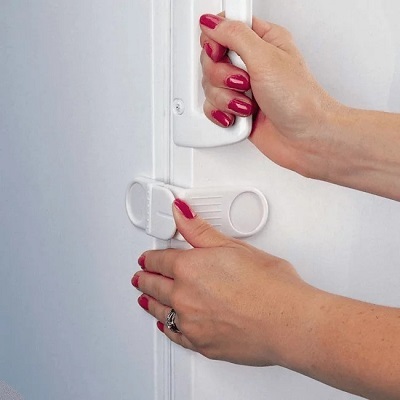 Clippasafe Fridge