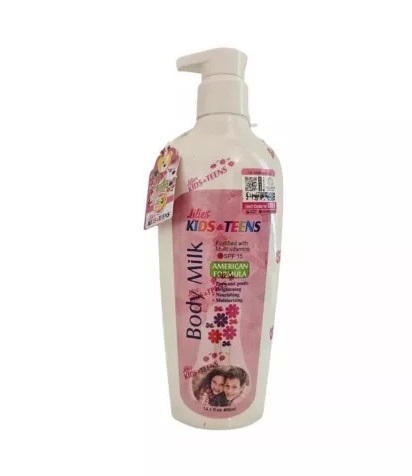 LILIES KIDS AND TEENS BODY MILK