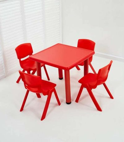 SQUARE TABLE RED